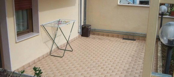 8 rooms Apartment in Spoltore, Italy No. 21909 8
