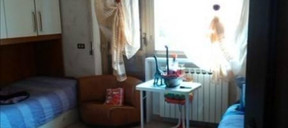 8 rooms Apartment in Spoltore, Italy No. 21909 4
