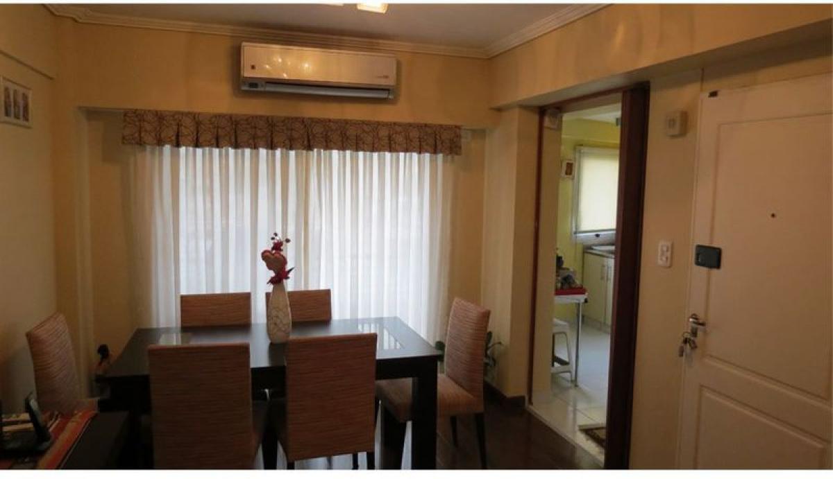 2 غرف نوم شقة في Lanus, Argentina رقم 12964