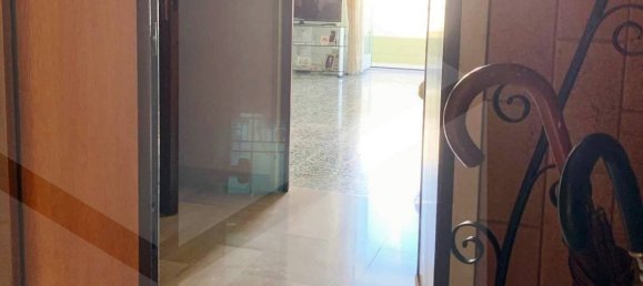 4-salle Appartement à Giovinazzo, Italy No. 28432 16