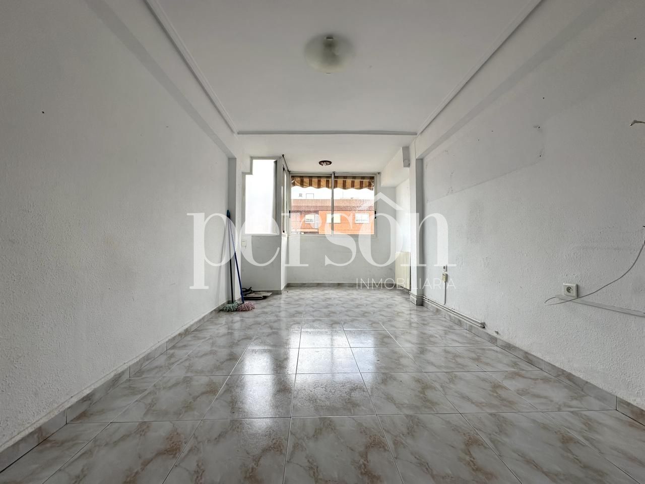 Apartamento de 3 dormitorios en Valencia, Spain No. 253663