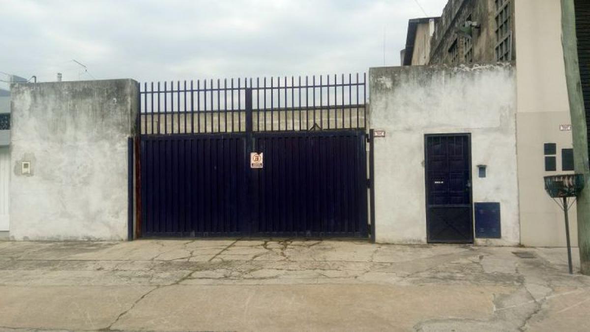 3 bedrooms House in Avellaneda, Argentina No. 21282