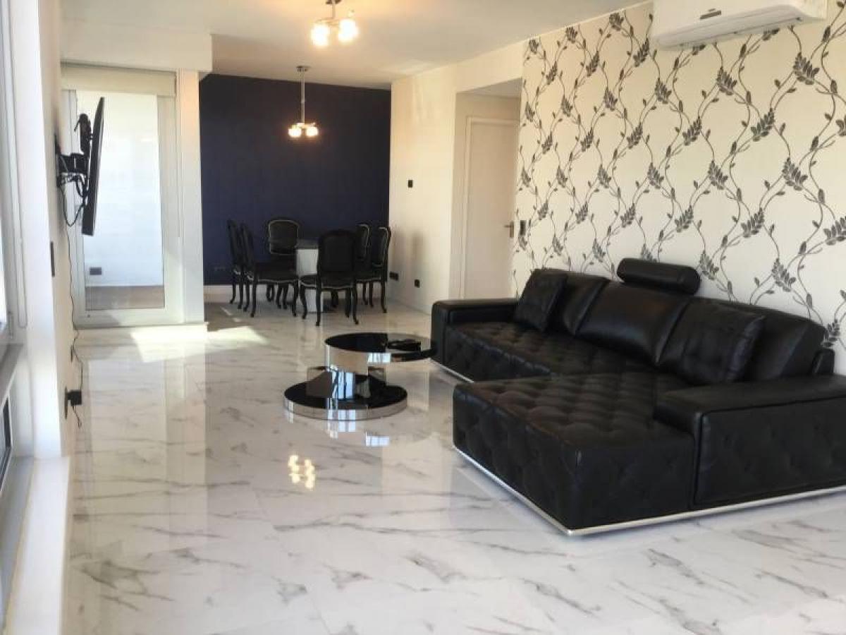 Studio in Buenos Aires, Argentina No. 87852