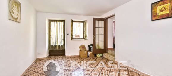 6 rooms House in Bagnolo Piemonte, Italy No. 273781 9