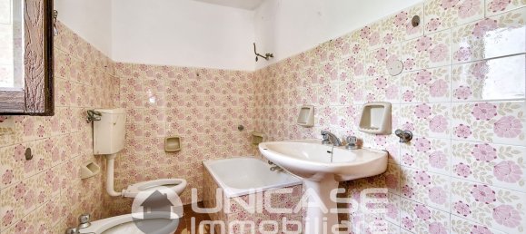 6 rooms House in Bagnolo Piemonte, Italy No. 273781 16
