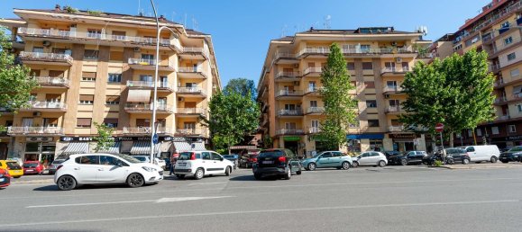 4 bedrooms Apartment in Rome, Italy No. 355949 43