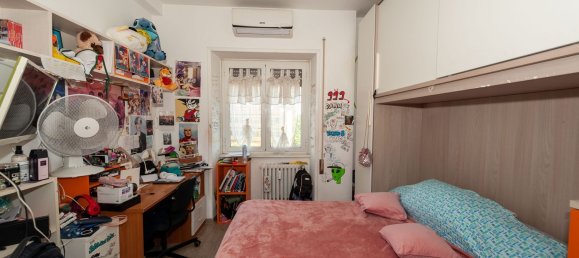 4 bedrooms Apartment in Rome, Italy No. 355949 11