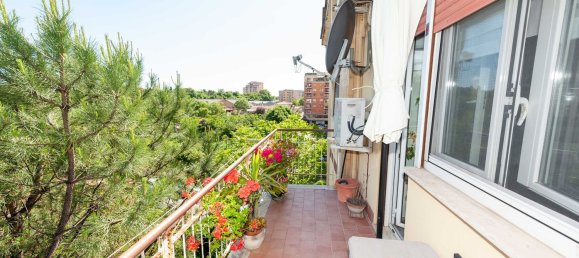 4 bedrooms Apartment in Rome, Italy No. 355949 26