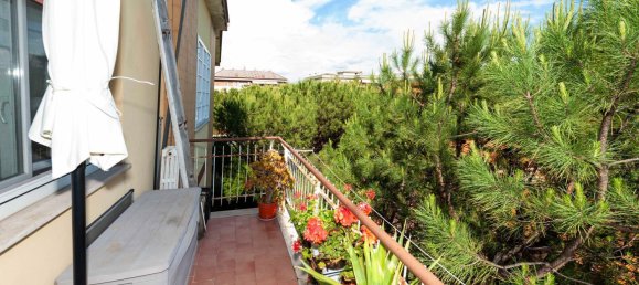 4 bedrooms Apartment in Rome, Italy No. 355949 27
