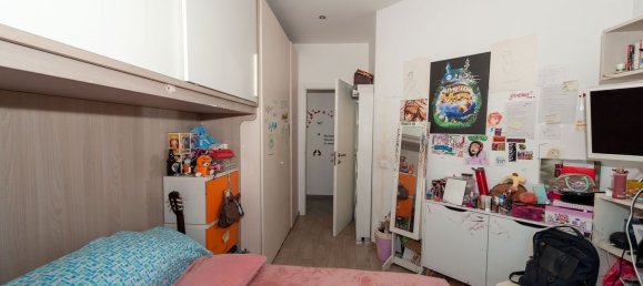 4 bedrooms Apartment in Rome, Italy No. 355949 12