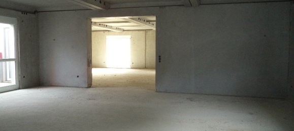  مكتب في Colmar, France 74متر مربع رقم 93937 2