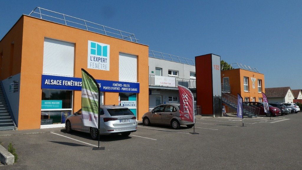  مكتب في Colmar, France 74متر مربع رقم 93937