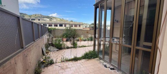 2 Schlafzimmer Wohnung in Messina, Italy, Nr. 228000 19