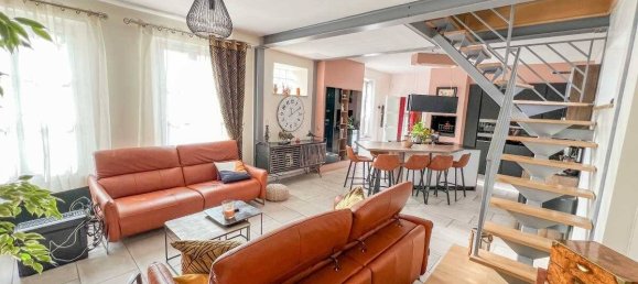 3 Schlafzimmer Haus in Dreux, France, Nr. 157939 13