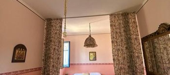 Дом с 3 комнатами в Катания, Италия № 260378 2