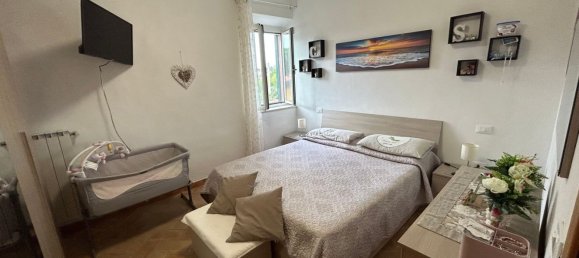3 rooms Apartment in Cecina, Italy No. 85592 9
