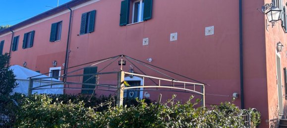 3 rooms Apartment in Cecina, Italy No. 85592 4