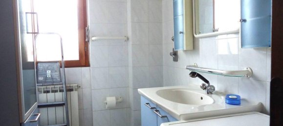 4 rooms Apartment in Pozzuolo Martesana, Italy No. 117109 16
