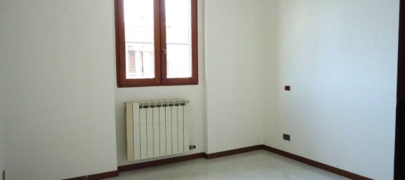 4 rooms Apartment in Pozzuolo Martesana, Italy No. 117109 14