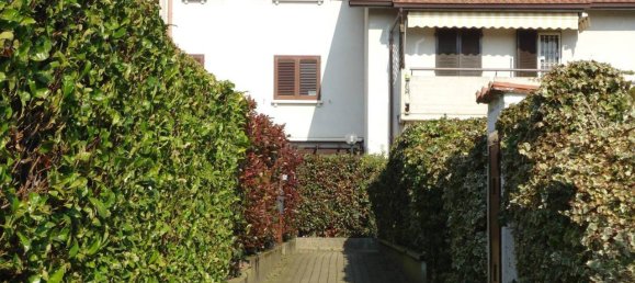 4 rooms Apartment in Pozzuolo Martesana, Italy No. 117109 26