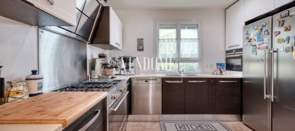 3 bedrooms House in Senantes, France No. 92566 9