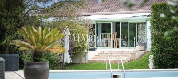 3 bedrooms House in Senantes, France No. 92566 6