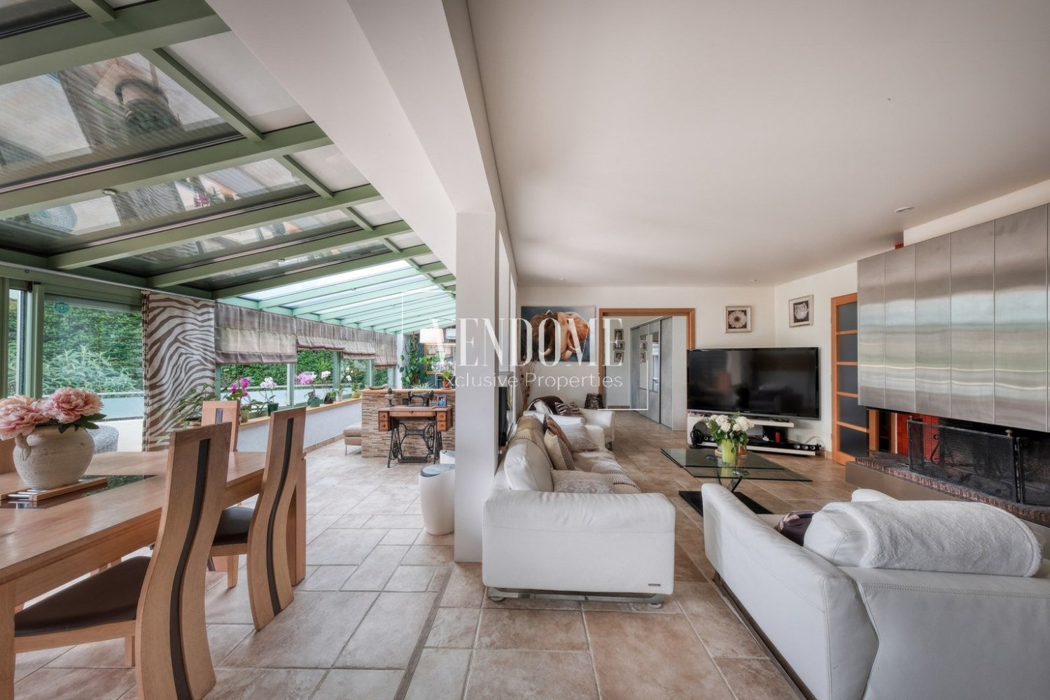 3 bedrooms House in Senantes, France No. 92566