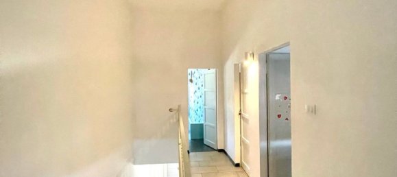 Дом с 5 комнатами в Альфонсине, Италия № 12710 6