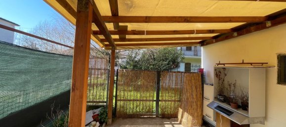 Дом с 5 комнатами в Альфонсине, Италия № 12710 13