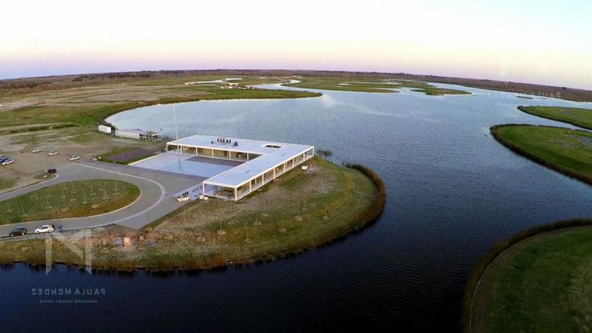  Land in Escobar, Argentina No. 117938