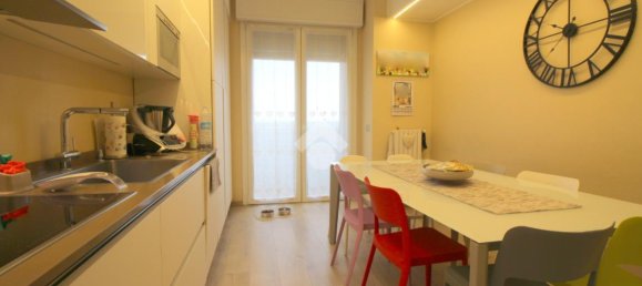 4 rooms Penthouse in Rho, Italy No. 135187 11