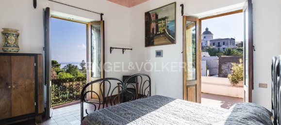 5-Zimmer Gebäude in Lipari, Italy, Nr. 138072 2