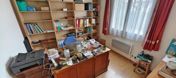 8 bedrooms House in Vernon, France No. 359449 8