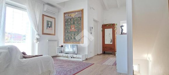 6 rooms Villa in Rome, Italy No. 6529 4