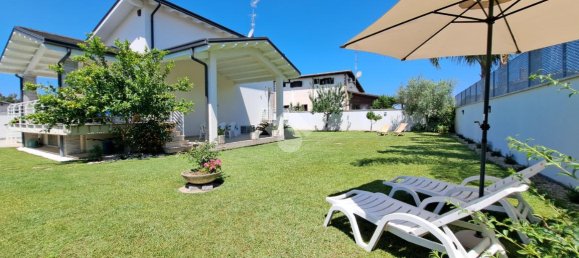 6 rooms Villa in Rome, Italy No. 6529 10