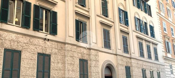 4 Schlafzimmer Wohnung in Rome, Italy, Nr. 221908 5