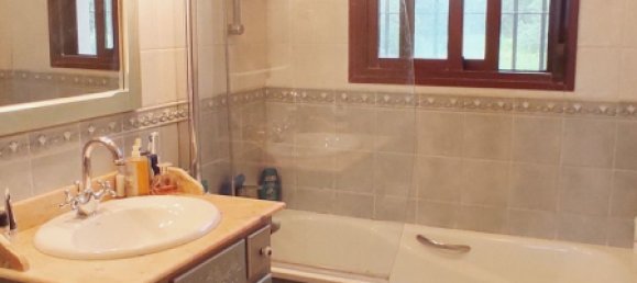 Villa de 4 dormitorios en Alhaurín el Grande, Spain No. 134592 23