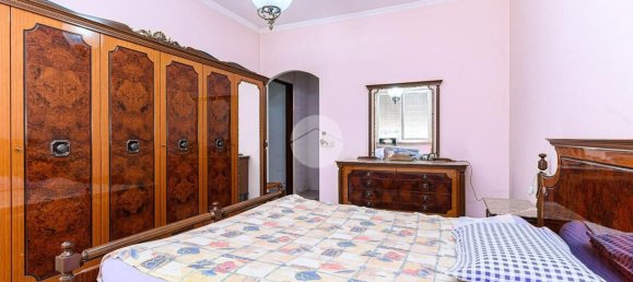 4 bedrooms Apartment in Rome, Italy No. 325125 13