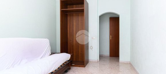 4 bedrooms Apartment in Rome, Italy No. 325125 9