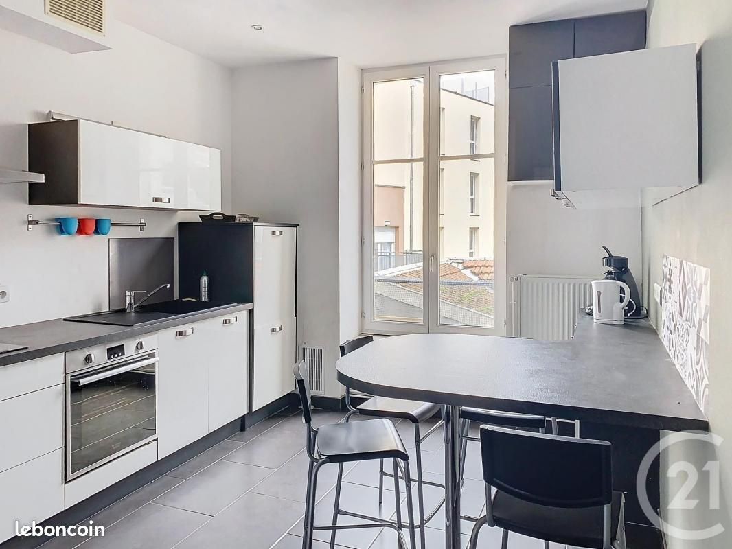 2 chambres Appartement à Nancy, France No. 222156