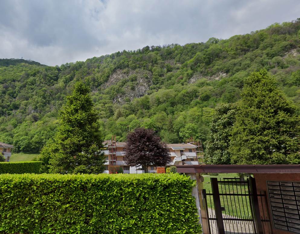 3-Zimmer Wohnung in Asso, Italy, Nr. 174644