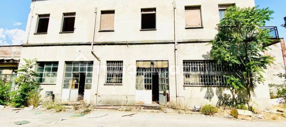 5 rooms Building in Milan, Italy No. 260078 5