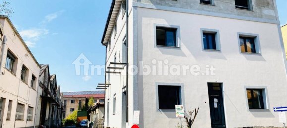 5 rooms Building in Milan, Italy No. 260078 2