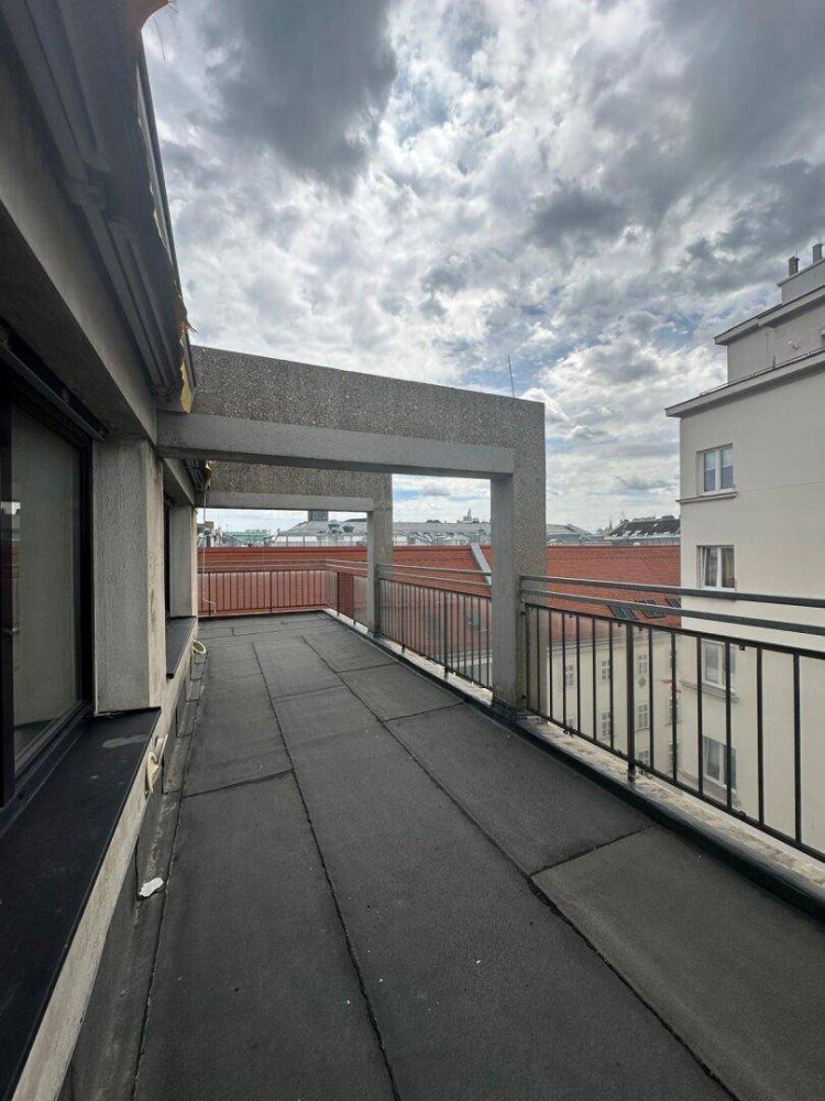 2 rooms Apartment in Vienna, Austria No. 207004