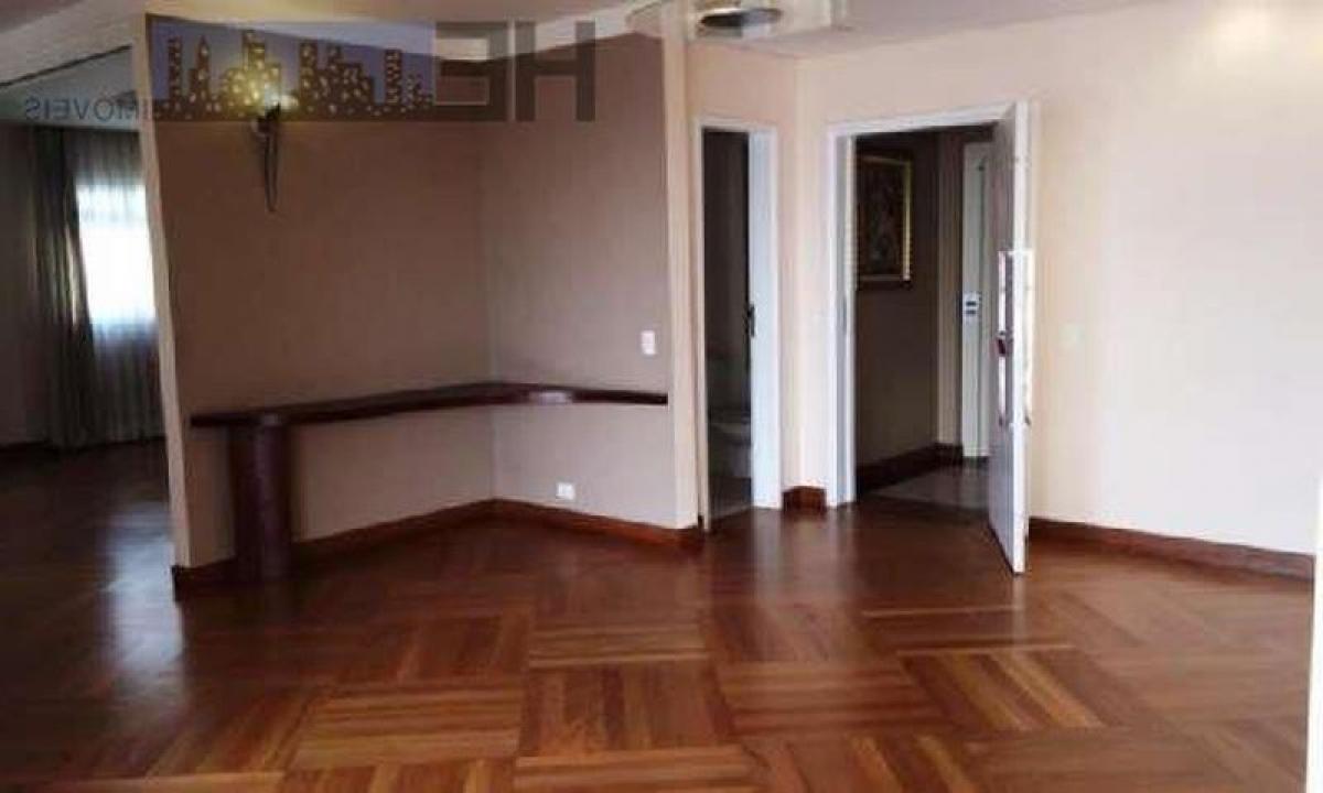 4 bedrooms Apartment in Sao Paulo, Brazil No. 439661
