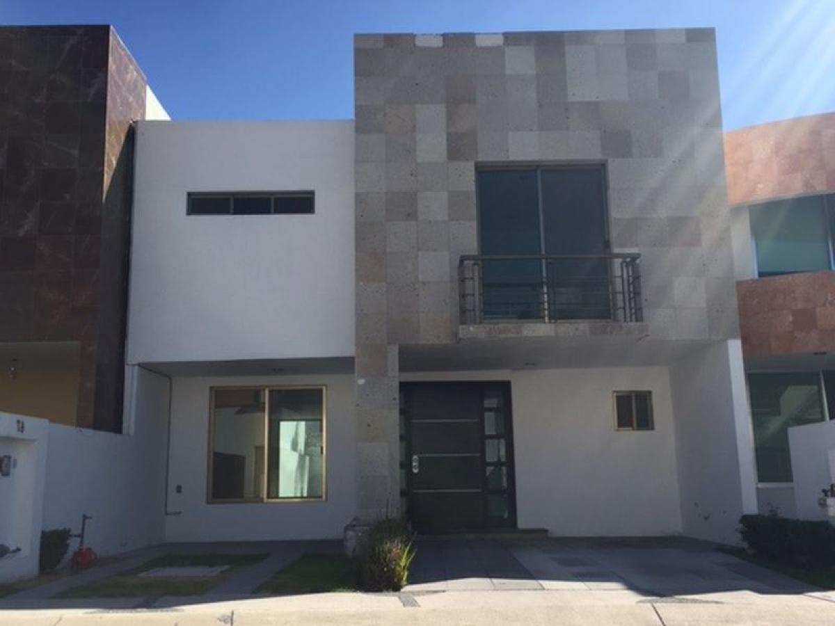 3 bedrooms House in Queretaro, Mexico No. 152390