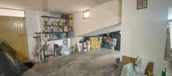 50m² Garage in Bari, Italy No. 24126 8