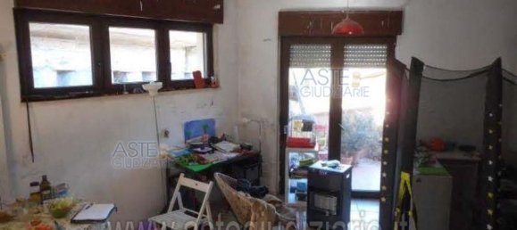 Квартира с 3 комнатами в Риано, Италия № 32270 4