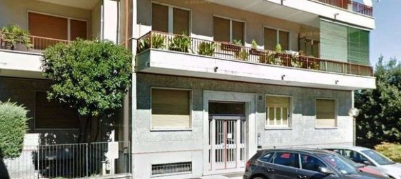 4-salle Appartement à Varese, Italy No. 202205 21