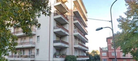 4-salle Appartement à Varese, Italy No. 202205 14